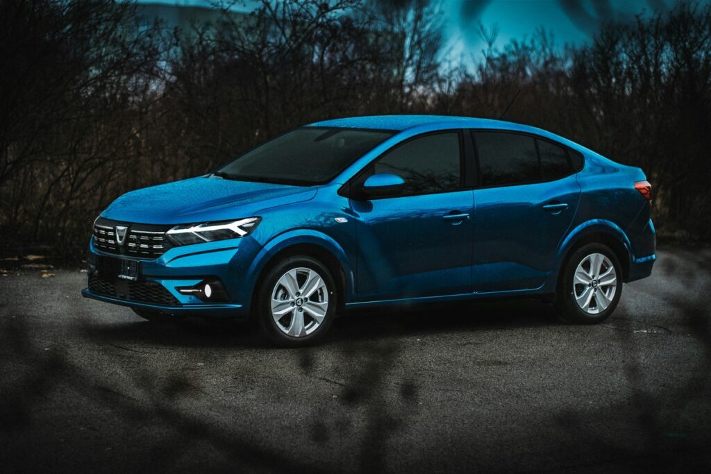 Rent Dacia Logan in Casablanca